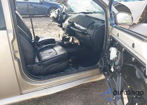 2001 Volkswagen New Beetle Gls 1.8L Turbo z USA, uszkodzony, nr VIN 3VWCC21C01M423276